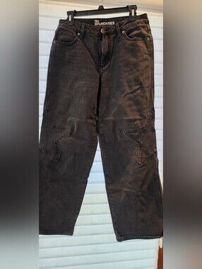 No Boundaries Women's Baggy Black Star-Stitch Cargo Pants
